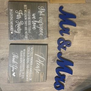 Selling some wedding items! Very good conditon.